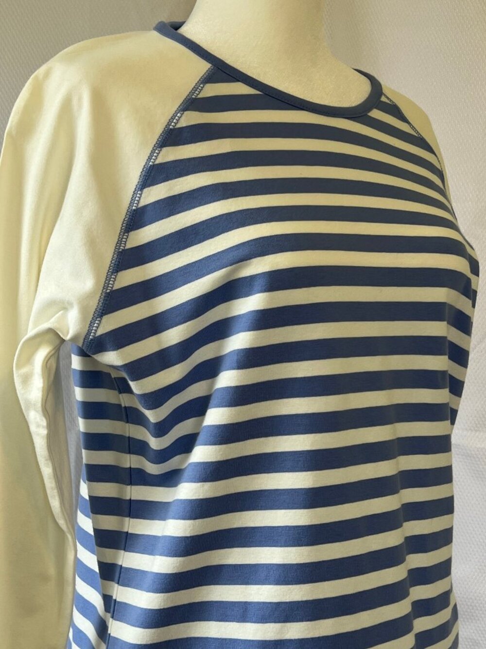 Liz Claiborne Liz & Co Blue & White Striped Shirt - Picture 9 of 14